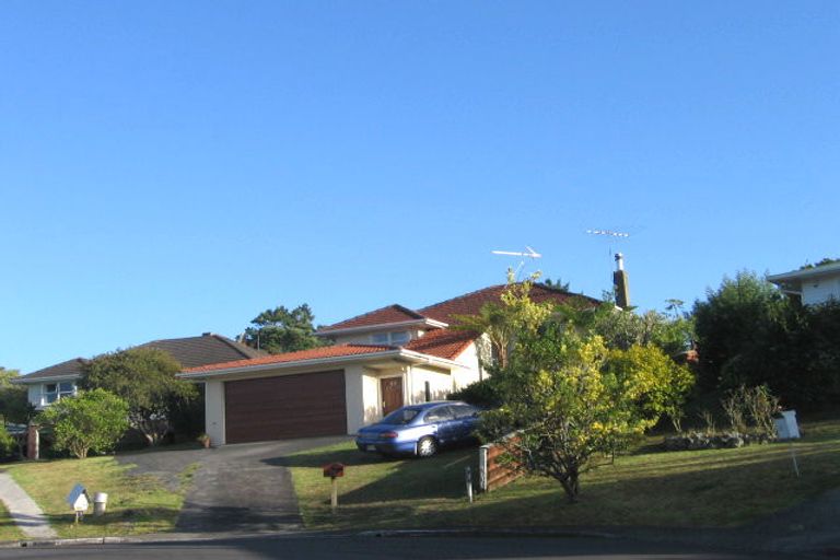 Photo of property in 9 Philip Place, Hillcrest, Auckland, 0627