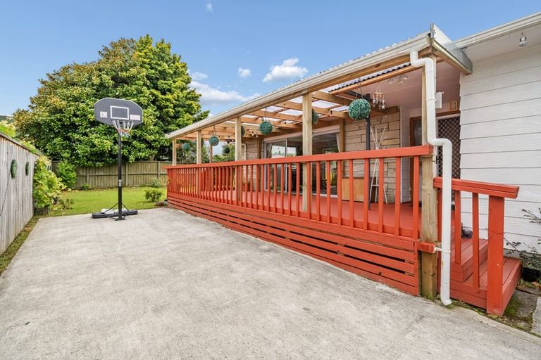 Photo of property in 71 California Drive, Totara Park, Upper Hutt, 5018