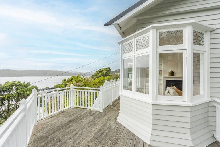 Photo of property in 48 Maida Vale Road, Roseneath, Wellington, 6011