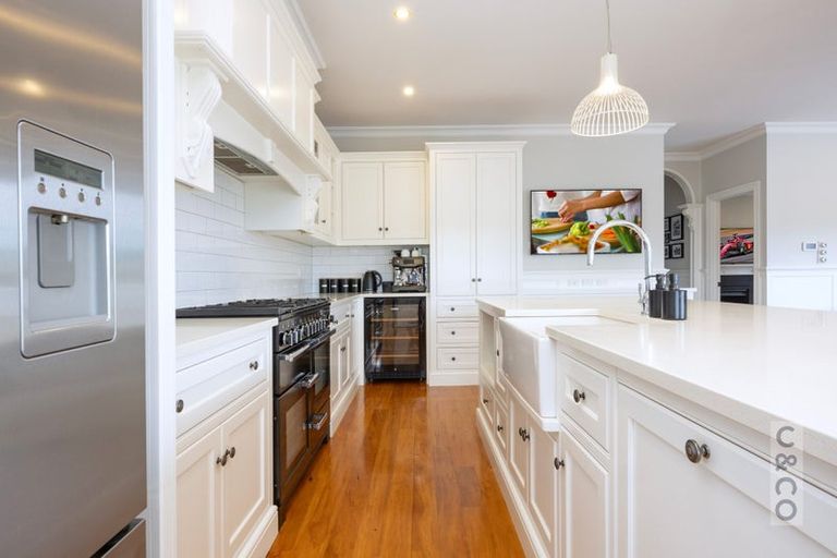 Photo of property in 39 Albert Street, Riverhead, 0820