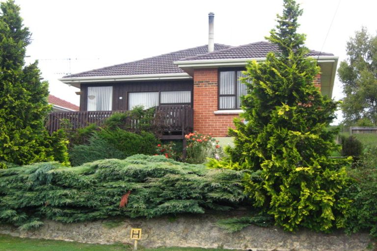 Photo of property in 18 Martin Road, Fairfield, Dunedin, 9018