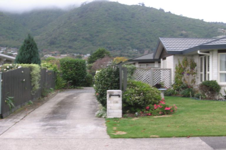 Photo of property in 11 Belvedere Avenue, Waikanae, 5036