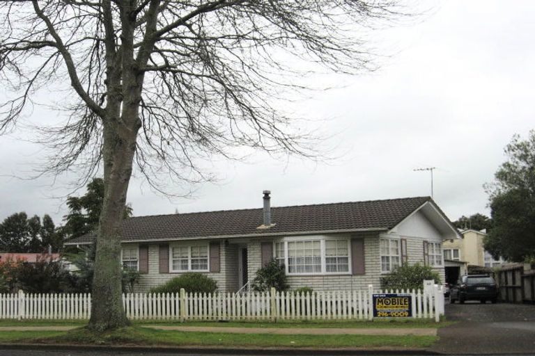 Photo of property in 43 Redcrest Avenue, Red Hill, Papakura, 2110