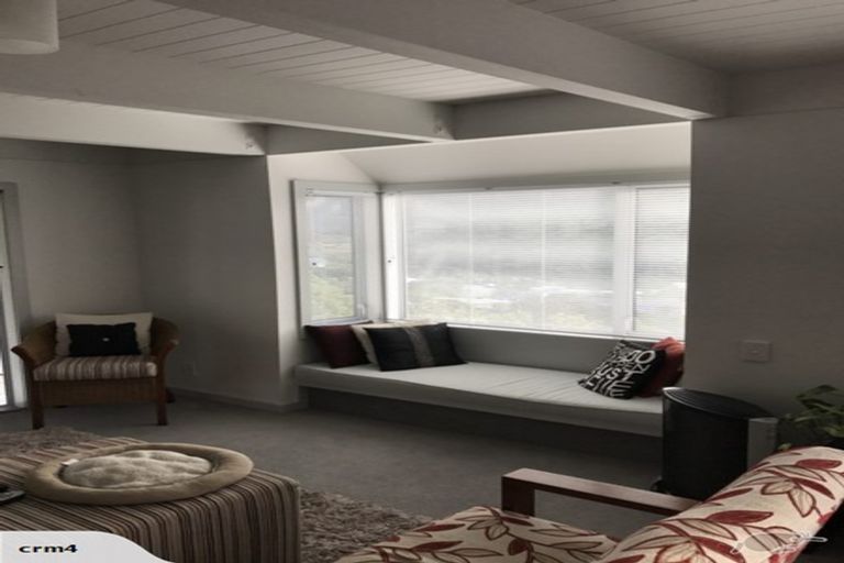 Photo of property in 12a Cavalry Close, Crofton Downs, Wellington, 6035