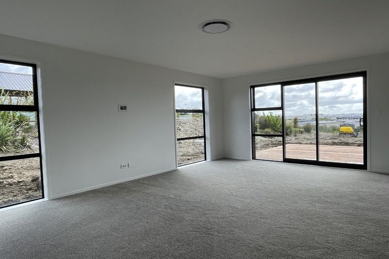 Photo of property in 13 Johnson Place, Stillwater, Silverdale, 0993