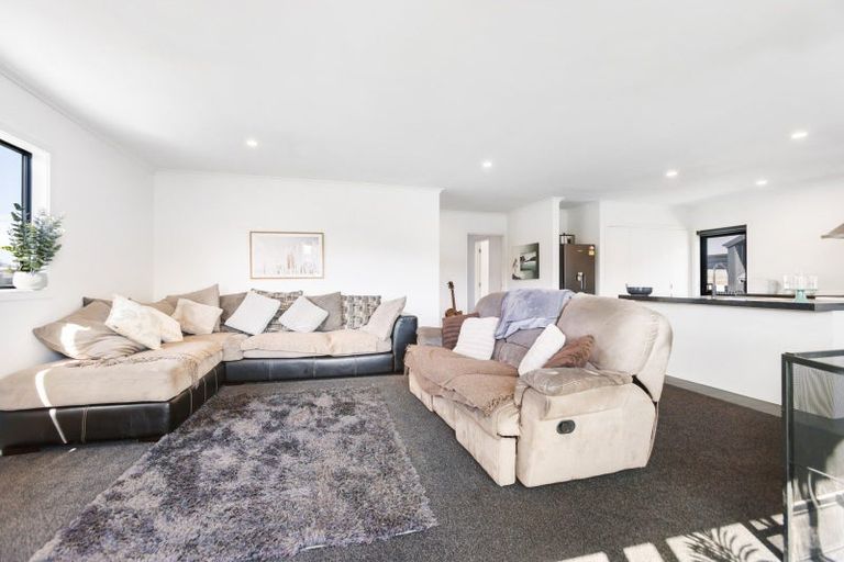 Photo of property in 6 Little Maude Drive, Lake Hawea, Wanaka, 9382