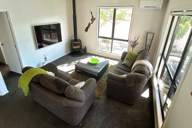 Photo of property in 73b Molyneux Avenue, Cromwell, 9310