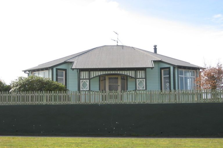 Photo of property in 16 Ariel Street, Stratford, 4332