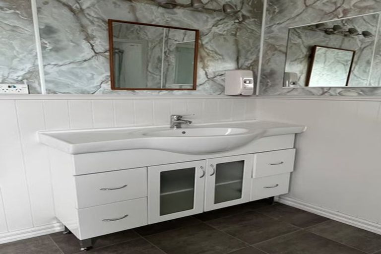 Photo of property in 298 High Street, Dunedin Central, Dunedin, 9016