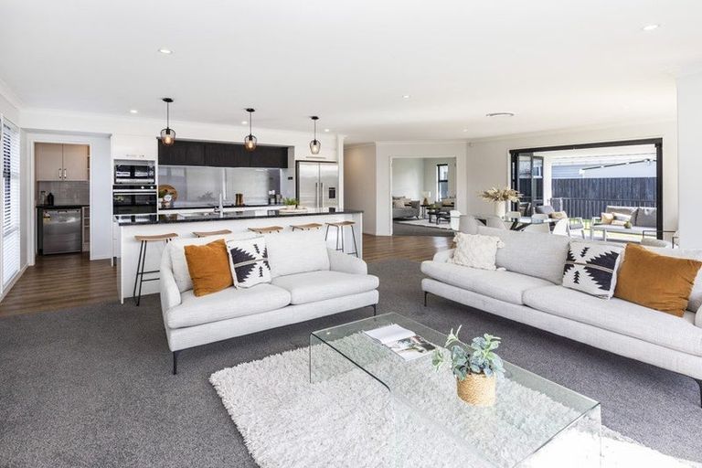 Photo of property in 47 Roys Street, Marshland, Christchurch, 8083