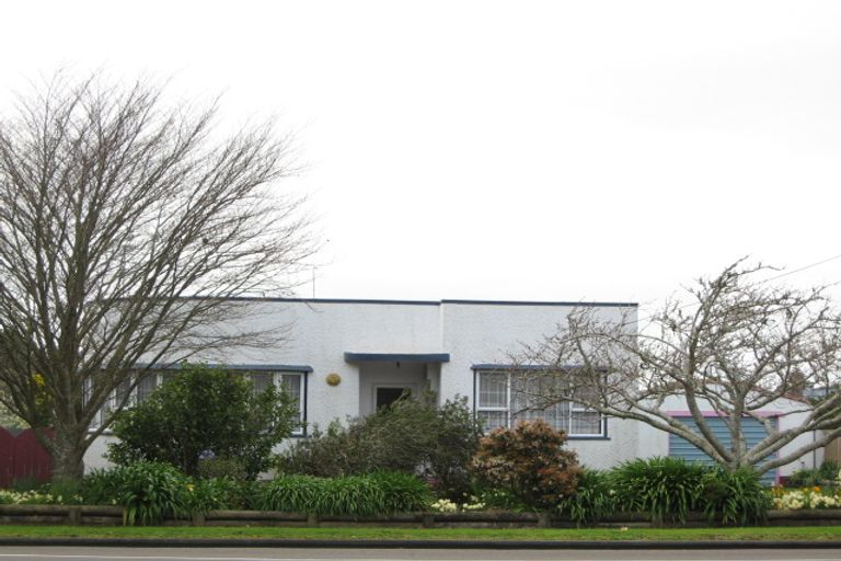 Photo of property in 6 Nelson Street, Waitara, 4320