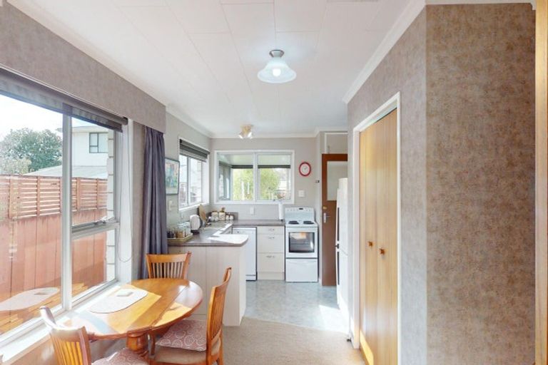 Photo of property in 1 Saint Annes Street, Levin, 5510