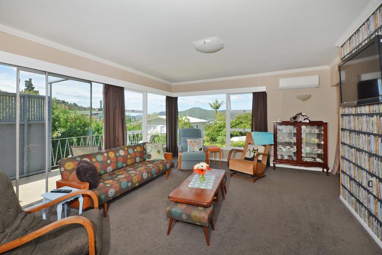 Photo of property in 6 Paratai Crescent, Woodhill, Whangarei, 0110