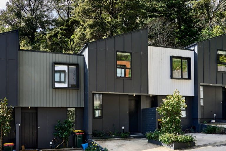 Photo of property in 17 Rato Rise, Waiwhetu, Lower Hutt, 5010