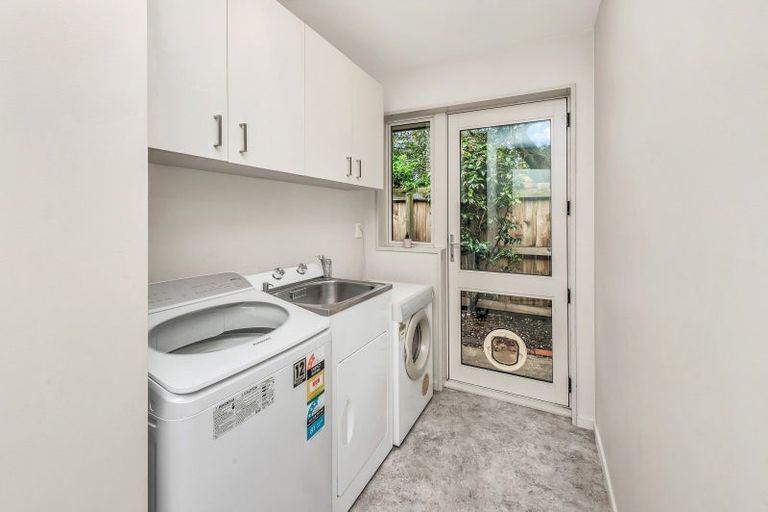 Photo of property in 79 Withells Road, Avonhead, Christchurch, 8042