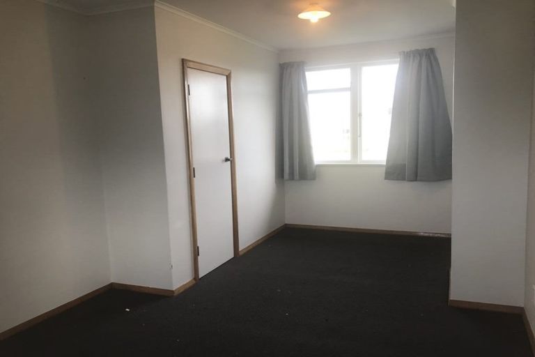 Photo of property in 24-30 Cheshire Street, Cannons Creek, Porirua, 5024