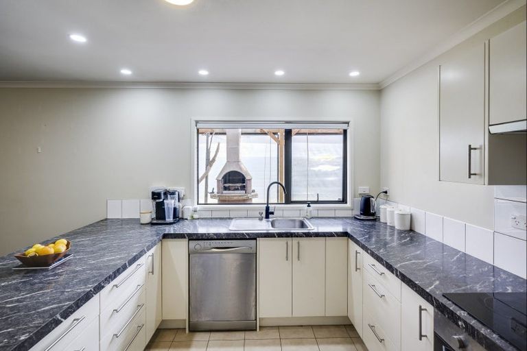 Photo of property in 6 Prestige Place, Flaxmere, Hastings, 4120