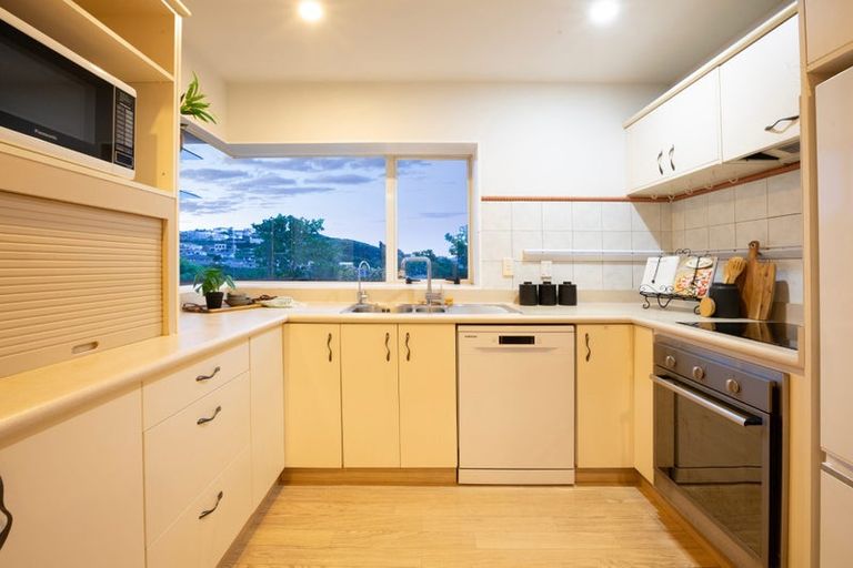 Photo of property in 12 Tombane Terrace, Papakowhai, Porirua, 5024