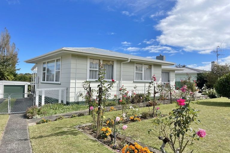 Photo of property in 10 Ruru Place, Tokoroa, 3420