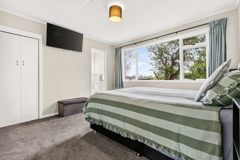 Photo of property in 64 Pohutukawa Drive, Pukete, Hamilton, 3200