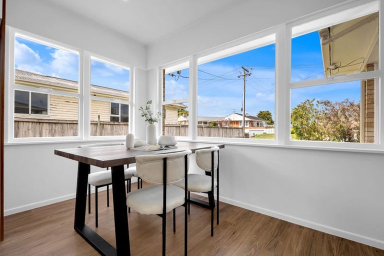 Photo of property in 71 Rosehill Drive, Rosehill, Papakura, 2113