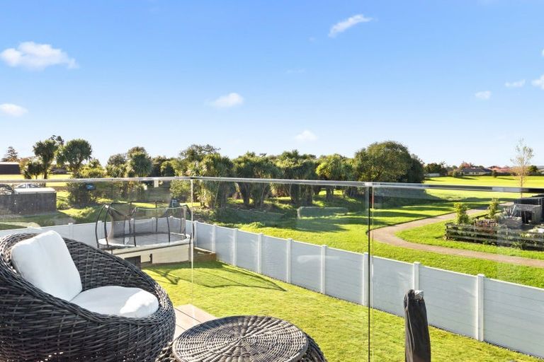 Photo of property in 15 Catherine Mclean Road, Pukekohe, 2120