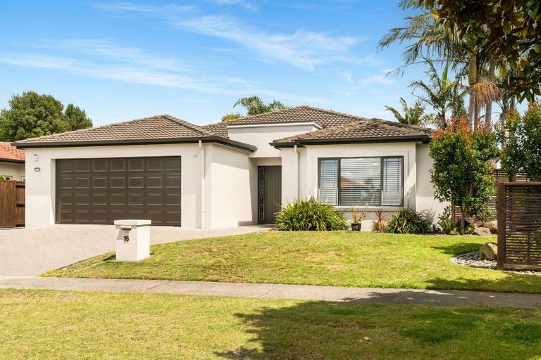 Photo of property in 16 Bermuda Drive, Papamoa Beach, Papamoa, 3118