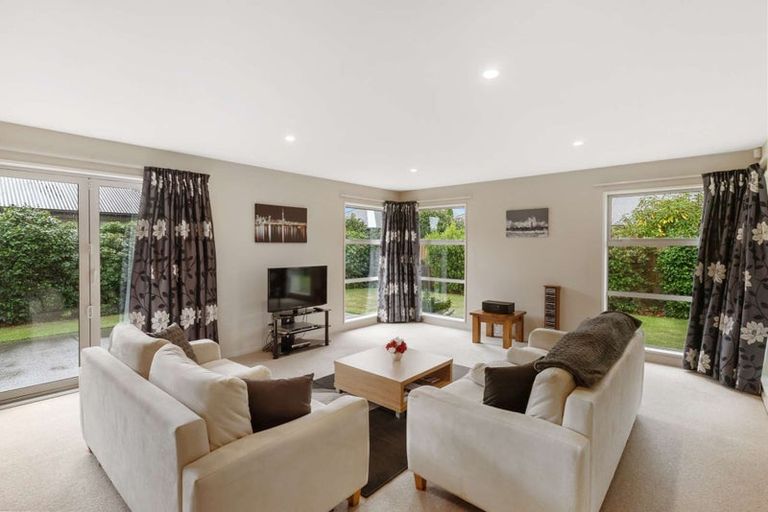 Photo of property in 10 Richmond Avenue, Halswell, Christchurch, 8025