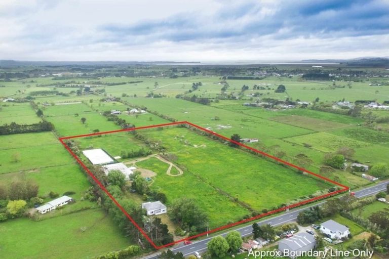 Photo of property in 2291 State Highway 16, Helensville, 0875