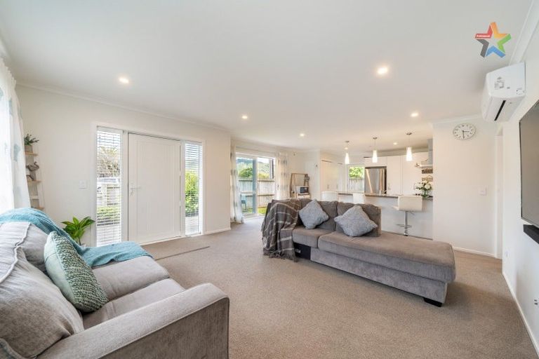 Photo of property in 139a Wainuiomata Road, Wainuiomata, Lower Hutt, 5014