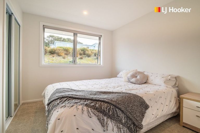 Photo of property in 25 Totara Close, Taieri Mouth, Brighton, 9091