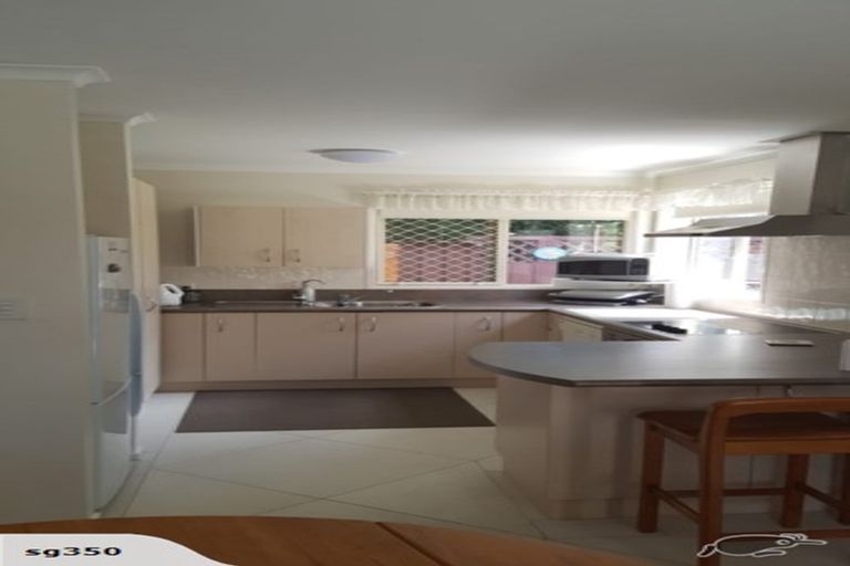 Photo of property in 5/262 Centreway Road, Orewa, 0931