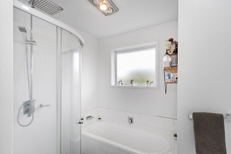 Photo of property in 52 Awatea Road, Hornby, Christchurch, 8042