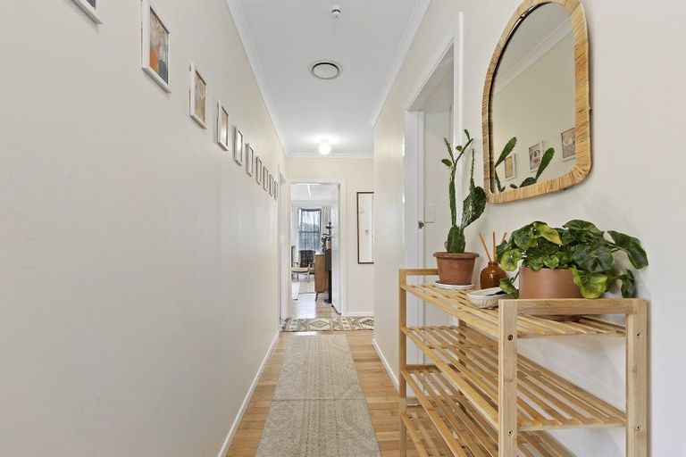 Photo of property in 121 Happy Valley Road, Owhiro Bay, Wellington, 6023