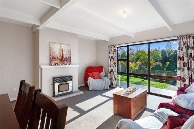 Photo of property in 2 Nikau Place, Edgecumbe, 3120