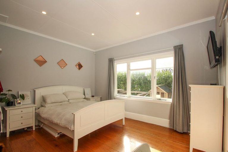 Photo of property in 1212 Caroline Road, Mayfair, Hastings, 4122