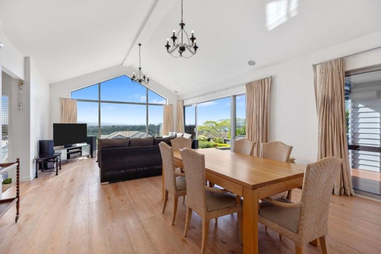 Photo of property in 22 Estuary View Road, Welcome Bay, Tauranga, 3112