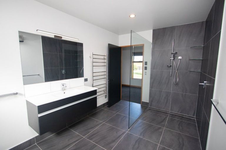 Photo of property in 142 Tarbottons Road, Tinwald, Ashburton, 7700