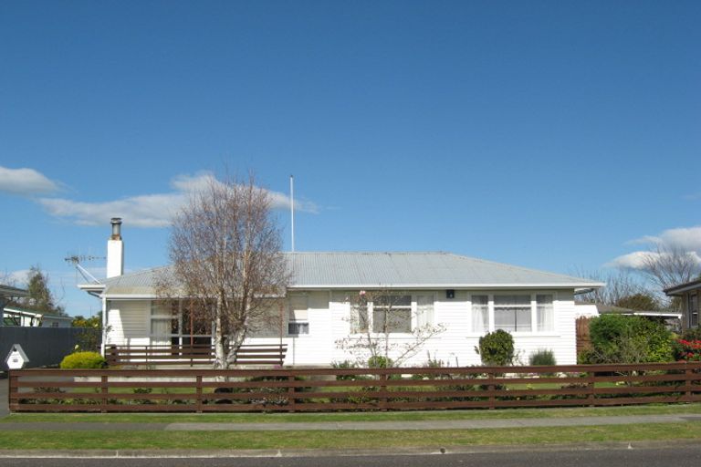 Photo of property in 13 Clarence Cox Crescent, Pirimai, Napier, 4112