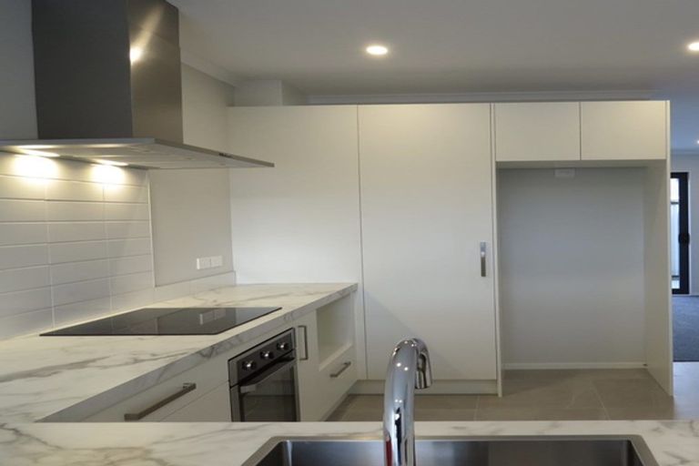 Photo of property in 35a O'meara Street, Swanson, Auckland, 0614