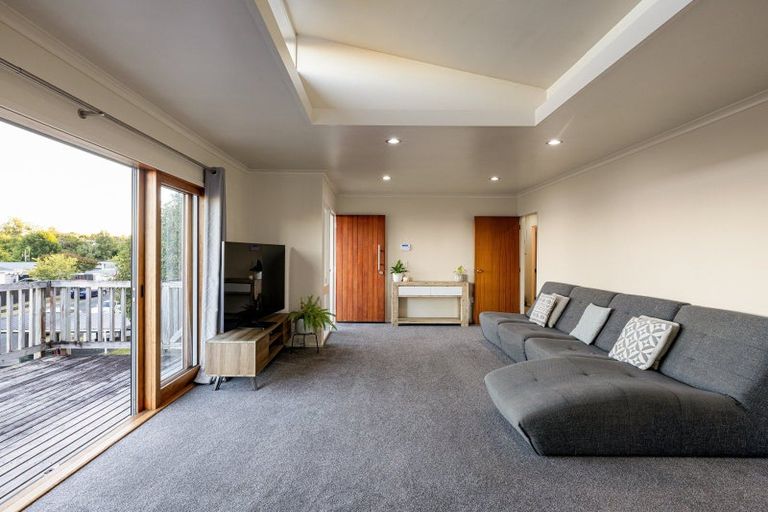 Photo of property in 24 Rothesay Place, Dinsdale, Hamilton, 3204