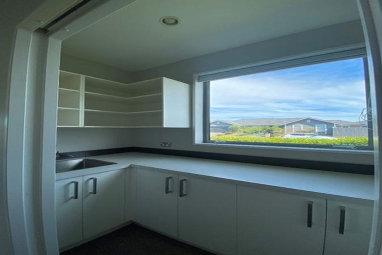 Photo of property in 27 Winfield Drive, Wigram, Christchurch, 8042