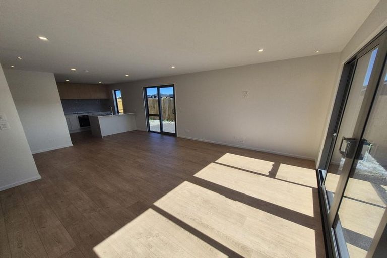 Photo of property in 25 Doris Lusk Street, Belfast, 8051