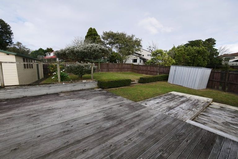 Photo of property in 16 Hoylake Place, Wattle Downs, Auckland, 2103