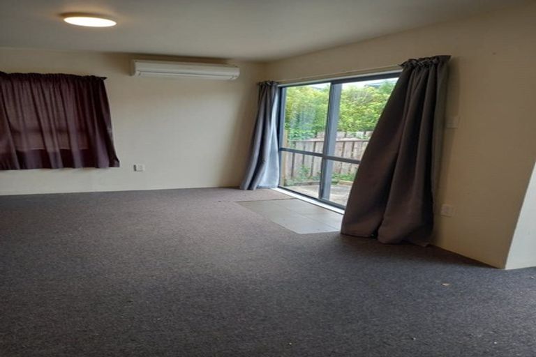 Photo of property in 3a Mungavin Avenue, Ranui, Porirua, 5024