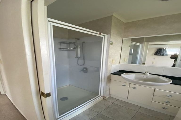 Photo of property in 24a Martin Jugum Lane, Ranui, Auckland, 0612