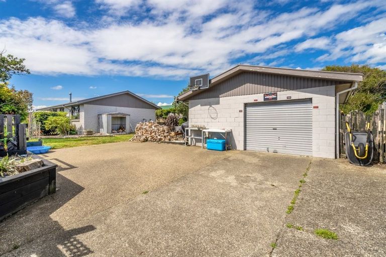 Photo of property in 2 Marshall Street, Strathern, Invercargill, 9812
