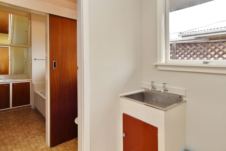 Photo of property in 25 Glenrowan Avenue, Avondale, Christchurch, 8061