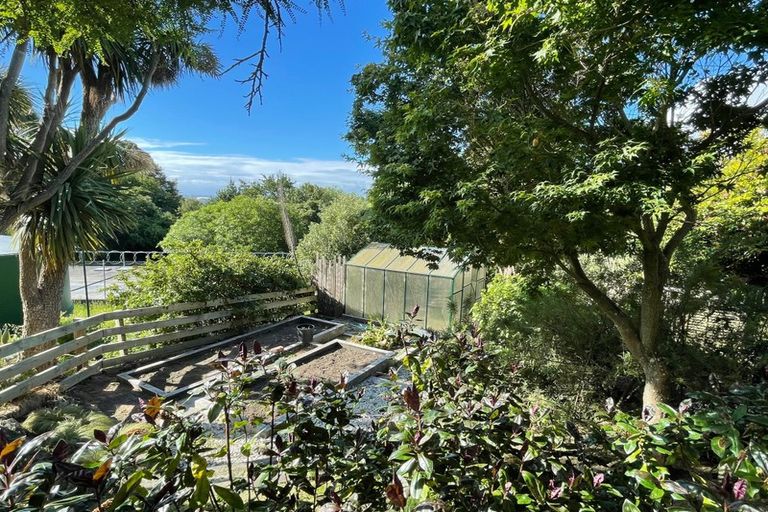 Photo of property in 62 Hackthorne Road, Cashmere, Christchurch, 8022