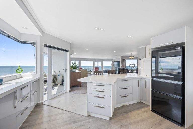 Photo of property in 134 North Shore Road, Eskdale, Napier, 4182